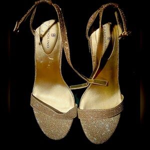 Bandolino 3.15 in heels sz 7.5
